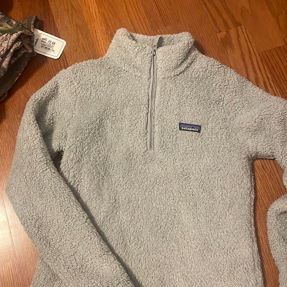 EUC Patagonia quarter zip